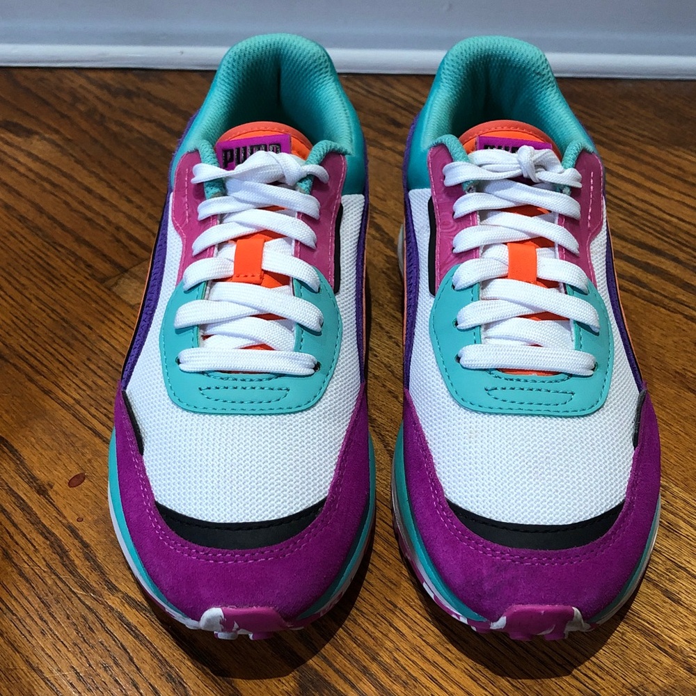PUMA Style Rider Hyper Prep Women’s Sz 6 in Immaculate Condition! - Picture 2 of 8